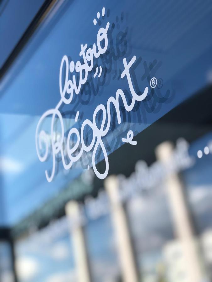 ホテル Ibis Styles Clermont-Ferrand Aeroport エクステリア 写真