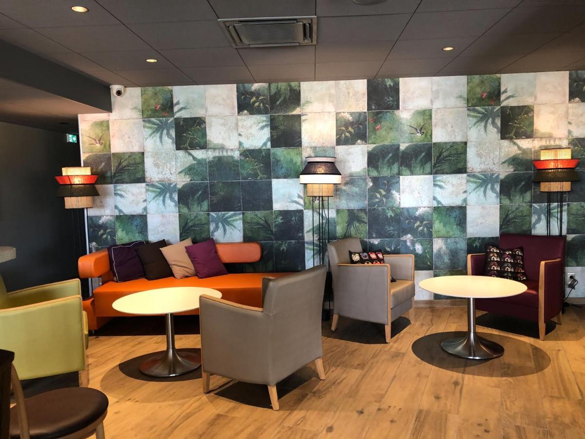 ホテル Ibis Styles Clermont-Ferrand Aeroport エクステリア 写真