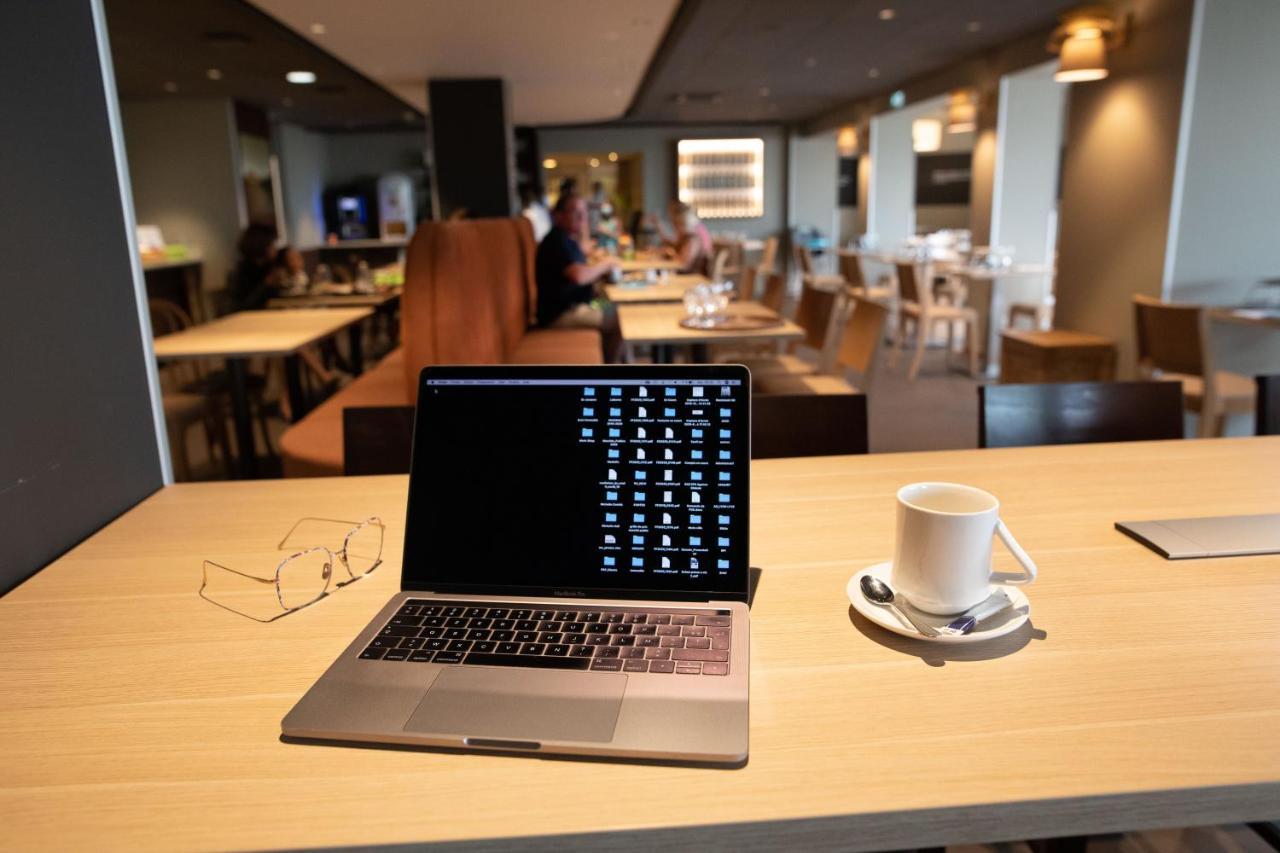 ホテル Ibis Styles Clermont-Ferrand Aeroport エクステリア 写真