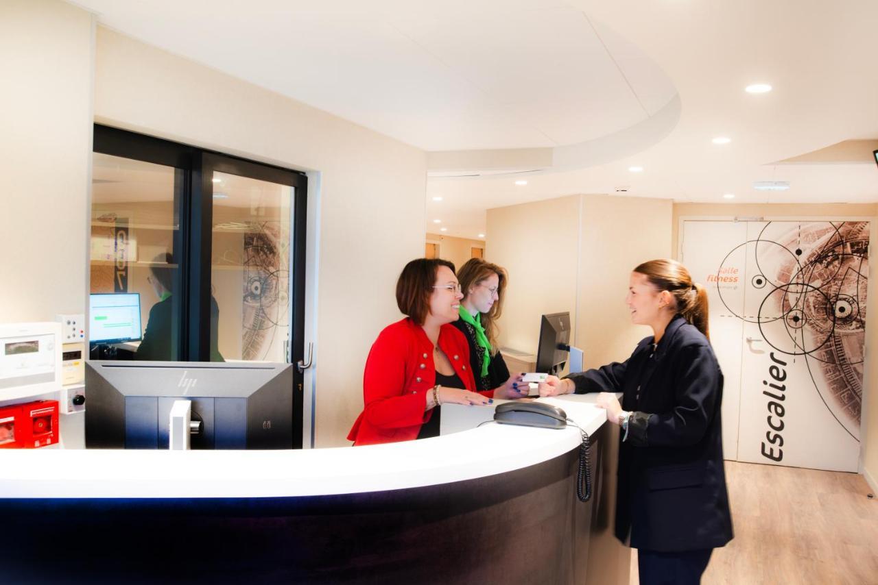 ホテル Ibis Styles Clermont-Ferrand Aeroport エクステリア 写真