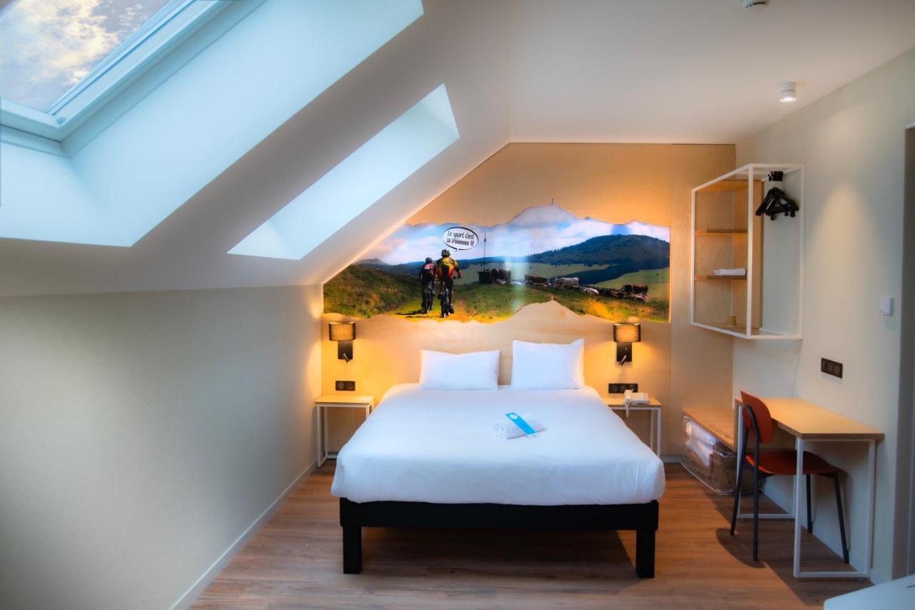 ホテル Ibis Styles Clermont-Ferrand Aeroport エクステリア 写真