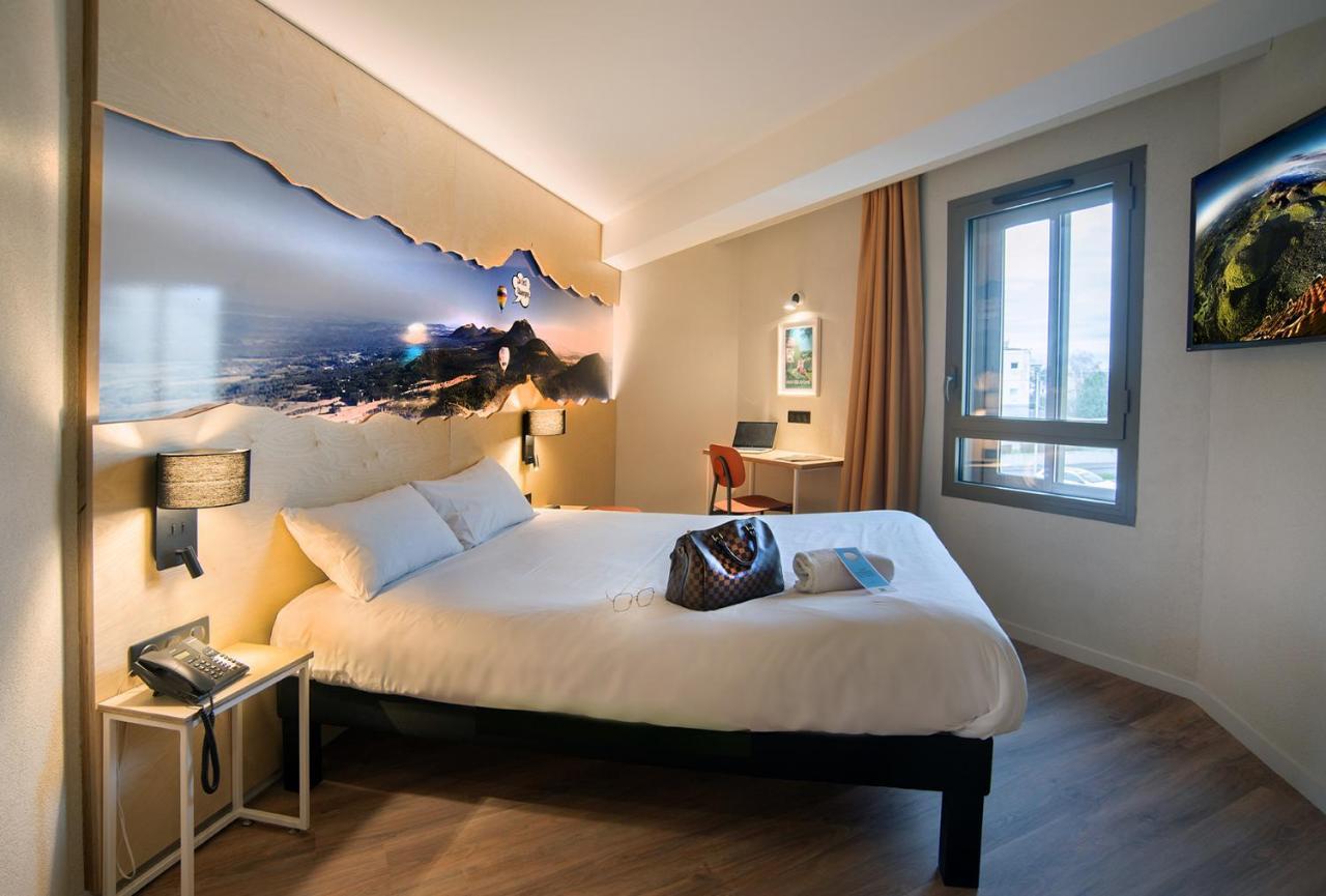 ホテル Ibis Styles Clermont-Ferrand Aeroport エクステリア 写真